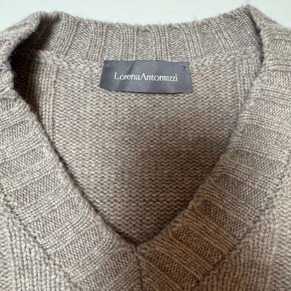 Lorena Antoniazzi | Cable Knit V-Neck Sweater | Taupe | 38 | NWOT - Picture 7 of 12